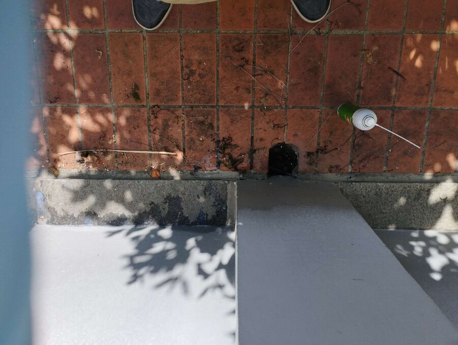 desinfestateur exterminateur-La Côte-aux-Fées-Einsatzvorbereitung.jpeg