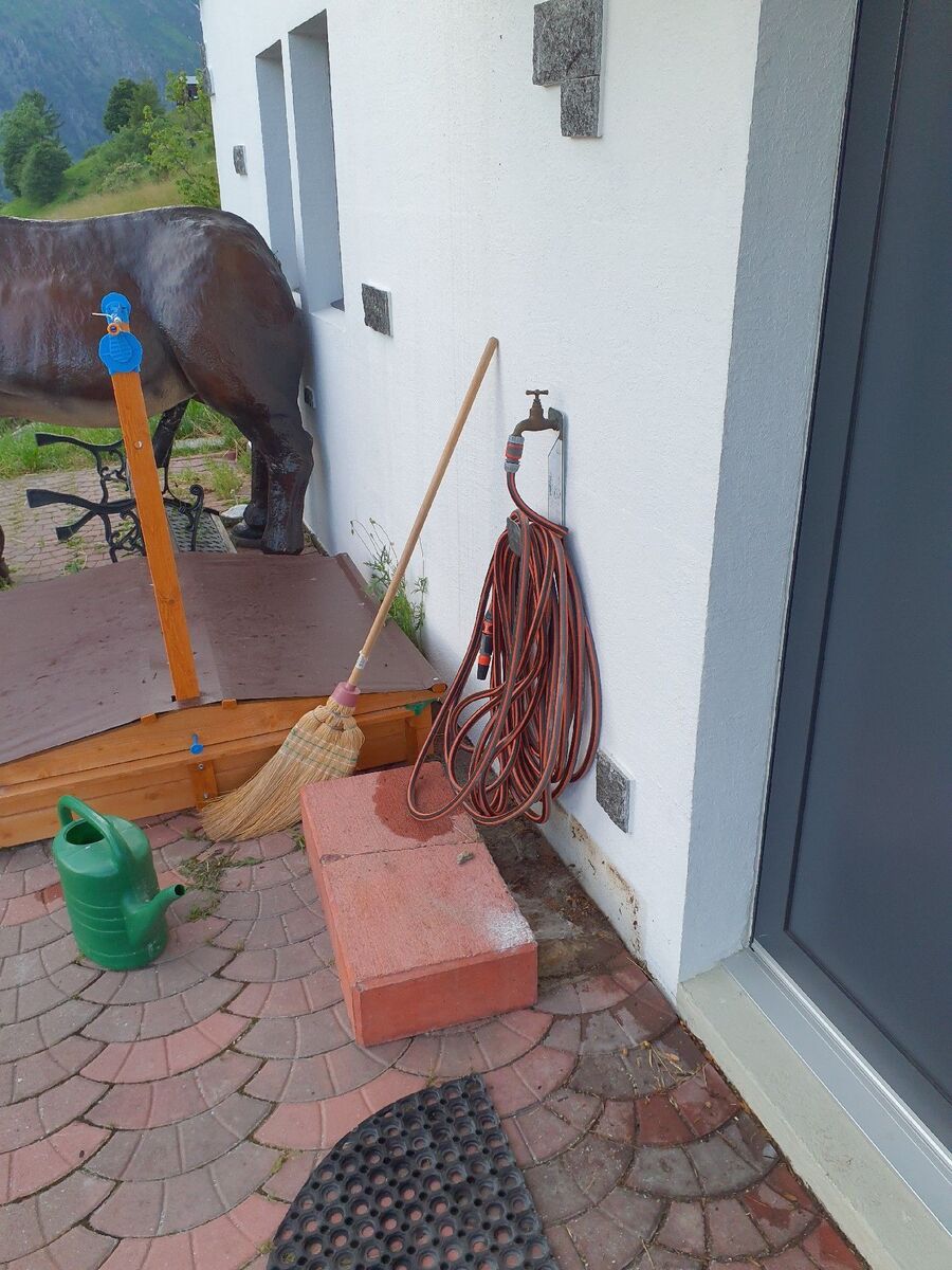 desinfestateur exterminateur-Rechthalten-Einsatzvorbereitung.jpeg