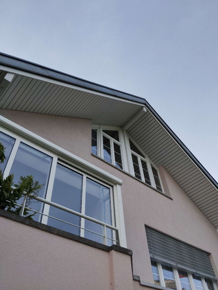 exterminateur d insectes a-Varen.jpg